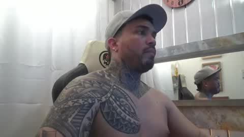 angellatino0 online show from November 4, 3:27 am