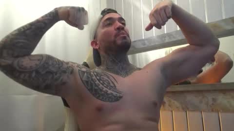 angellatino0 online show from November 24, 5:18 am