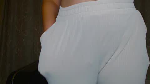 angelll_sky00 online show from September 24, 7:12 am