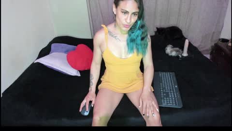 Snapshot of angellys_fit chatting on December 24, 9:28 am Angel online show from December 24, 9:28 am