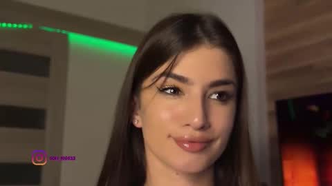 angelmi171 online show from September 9, 6:18 pm