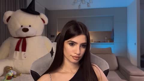 angelmi171 online show from November 23, 6:30 pm