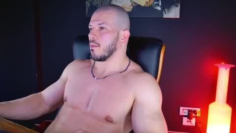 Snapshot of angeloeric chatting on December 4, 2:37 pm BlackWolf online show from December 4, 2:37 pm