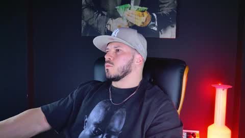 Snapshot of angeloeric chatting on December 7, 6:15 pm BlackWolf online show from December 7, 6:15 pm