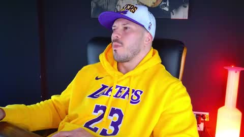 Snapshot of angeloeric chatting on December 12, 1:28 pm BlackWolf online show from December 12, 1:28 pm