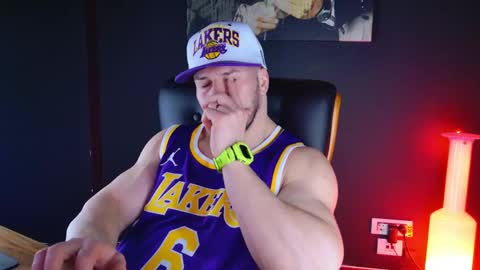 Snapshot of angeloeric chatting on January 3, 10:51 pm BlackWolf online show from January 3, 10:51 pm