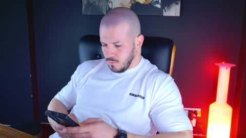 Snapshot of angeloeric chatting on January 7, 1:24 pm BlackWolf online show from January 7, 1:24 pm