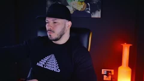 Snapshot of angeloeric chatting on January 8, 6:31 am BlackWolf online show from January 8, 6:31 am