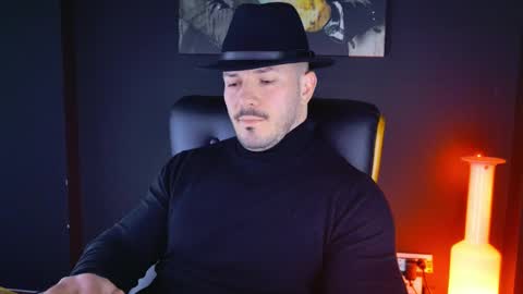 Snapshot of angeloeric chatting on January 13, 8:05 am BlackWolf online show from January 13, 8:05 am