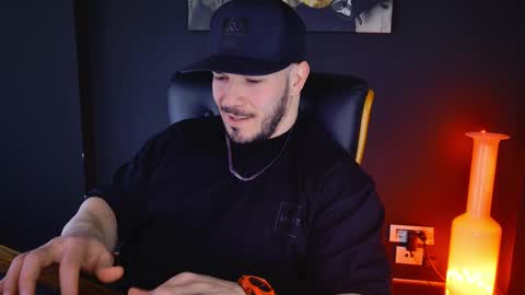 Snapshot of angeloeric chatting on February 4, 11:38 am BlackWolf online show from February 4, 11:38 am