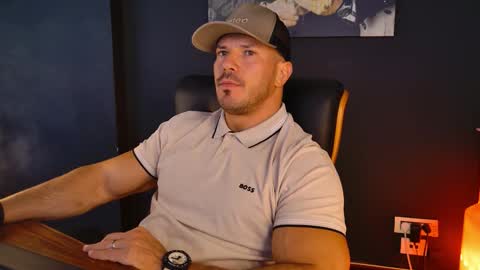 Snapshot of angeloeric chatting on September 22, 11:12 am BlackWolf online show from September 22, 11:12 am