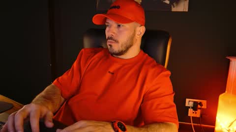 Snapshot of angeloeric chatting on December 14, 1:38 pm BlackWolf online show from December 14, 1:38 pm