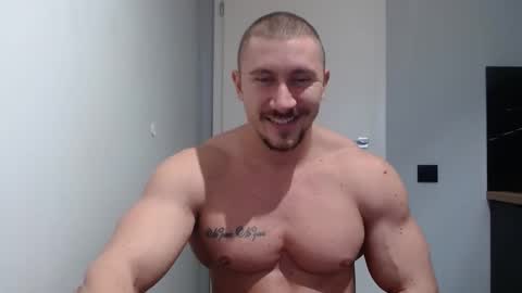 Snapshot of angelofit chatting on December 2, 11:56 am ------- SEX SHOW WITH GUYS AND GIRLS MUSCLE SHOW online show from December 2, 11:56 am