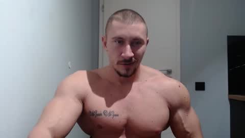 Snapshot of angelofit chatting on December 2, 7:49 pm ------- SEX SHOW WITH GUYS AND GIRLS MUSCLE SHOW online show from December 2, 7:49 pm