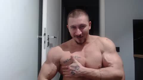 Snapshot of angelofit chatting on December 9, 8:01 pm ------- SEX SHOW WITH GUYS AND GIRLS MUSCLE SHOW online show from December 9, 8:01 pm