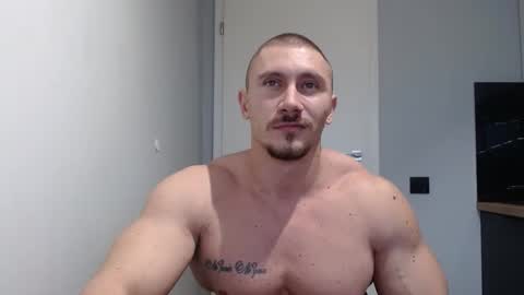 Snapshot of angelofit chatting on December 25, 11:33 am ------- SEX SHOW WITH GUYS AND GIRLS MUSCLE SHOW online show from December 25, 11:33 am