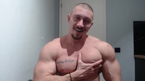 Snapshot of angelofit chatting on December 29, 3:13 pm ------- SEX SHOW WITH GUYS AND GIRLS MUSCLE SHOW online show from December 29, 3:13 pm