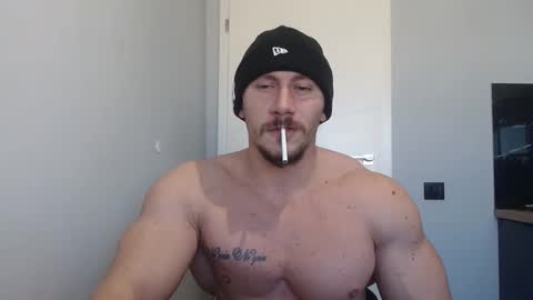 Snapshot of angelofit chatting on January 18, 10:39 am ------- SEX SHOW WITH GUYS AND GIRLS MUSCLE SHOW online show from January 18, 10:39 am