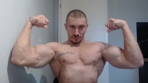 Snapshot of angelofit chatting on February 6, 6:51 am ------- SEX SHOW WITH GUYS AND GIRLS MUSCLE SHOW online show from February 6, 6:51 am