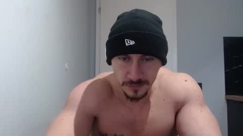 Snapshot of angelofit chatting on February 8, 12:06 pm ------- SEX SHOW WITH GUYS AND GIRLS MUSCLE SHOW online show from February 8, 12:06 pm