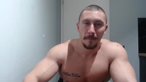 Snapshot of angelofit chatting on February 13, 9:17 pm ------- SEX SHOW WITH GUYS AND GIRLS MUSCLE SHOW online show from February 13, 9:17 pm