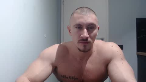 Snapshot of angelofit chatting on February 16, 3:59 pm ------- SEX SHOW WITH GUYS AND GIRLS MUSCLE SHOW online show from February 16, 3:59 pm
