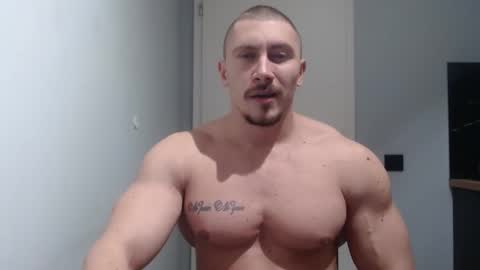 Snapshot of angelofit chatting on February 22, 6:19 pm ------- SEX SHOW WITH GUYS AND GIRLS MUSCLE SHOW online show from February 22, 6:19 pm