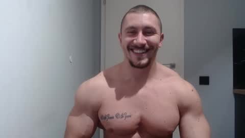 Snapshot of angelofit chatting on March 3, 7:06 pm ------- SEX SHOW WITH GUYS AND GIRLS MUSCLE SHOW online show from March 3, 7:06 pm