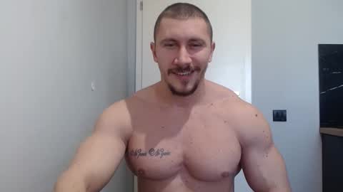 Snapshot of angelofit chatting on March 5, 11:38 am ------- SEX SHOW WITH GUYS AND GIRLS MUSCLE SHOW online show from March 5, 11:38 am