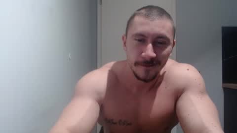 Snapshot of angelofit chatting on March 8, 8:03 pm ------- SEX SHOW WITH GUYS AND GIRLS MUSCLE SHOW online show from March 8, 8:03 pm