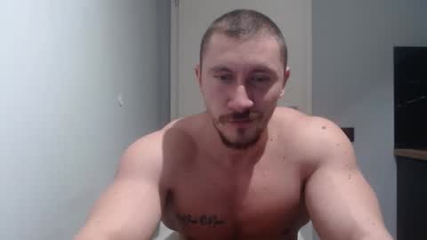 Snapshot of angelofit chatting on March 11, 7:47 pm ------- SEX SHOW WITH GUYS AND GIRLS MUSCLE SHOW online show from March 11, 7:47 pm