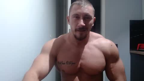 Snapshot of angelofit chatting on September 30, 6:57 pm ------- SEX SHOW WITH GUYS AND GIRLS MUSCLE SHOW online show from September 30, 6:57 pm