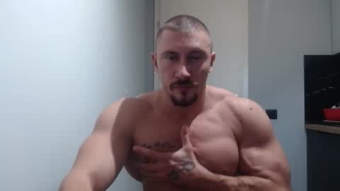 Snapshot of angelofit chatting on October 11, 3:10 pm ------- SEX SHOW WITH GUYS AND GIRLS MUSCLE SHOW online show from October 11, 3:10 pm
