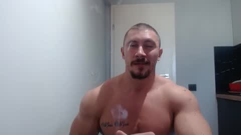 Snapshot of angelofit chatting on October 16, 1:56 pm ------- SEX SHOW WITH GUYS AND GIRLS MUSCLE SHOW online show from October 16, 1:56 pm