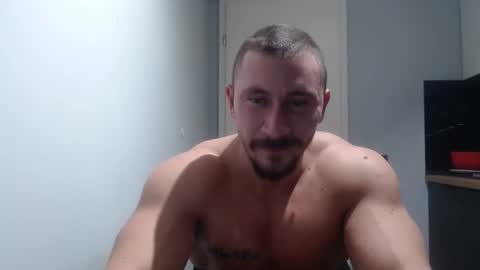 Snapshot of angelofit chatting on October 20, 3:45 pm ------- SEX SHOW WITH GUYS AND GIRLS MUSCLE SHOW online show from October 20, 3:45 pm