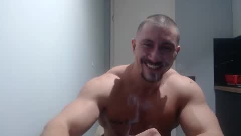 Snapshot of angelofit chatting on October 21, 3:57 pm ------- SEX SHOW WITH GUYS AND GIRLS MUSCLE SHOW online show from October 21, 3:57 pm