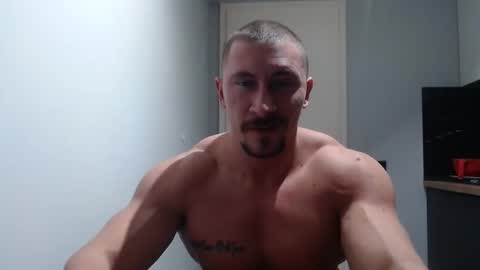 Snapshot of angelofit chatting on October 26, 3:29 pm ------- SEX SHOW WITH GUYS AND GIRLS MUSCLE SHOW online show from October 26, 3:29 pm