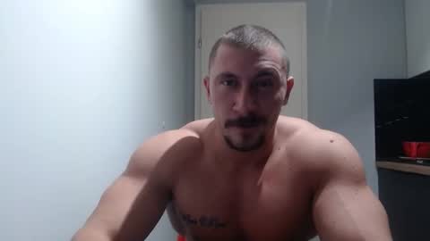 Snapshot of angelofit chatting on October 27, 3:27 pm ------- SEX SHOW WITH GUYS AND GIRLS MUSCLE SHOW online show from October 27, 3:27 pm