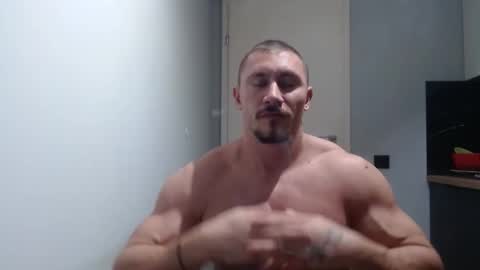 Snapshot of angelofit chatting on November 15, 3:30 pm ------- SEX SHOW WITH GUYS AND GIRLS MUSCLE SHOW online show from November 15, 3:30 pm