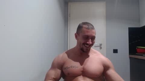 Snapshot of angelofit chatting on December 5, 4:25 pm ------- SEX SHOW WITH GUYS AND GIRLS MUSCLE SHOW online show from December 5, 4:25 pm