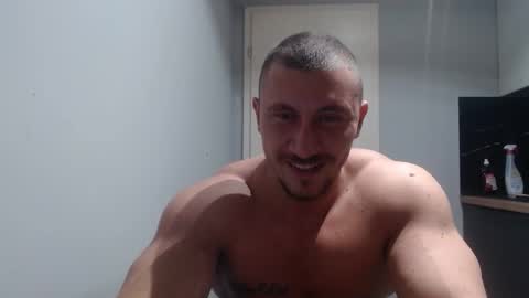 Snapshot of angelofit chatting on December 15, 2:43 pm ------- SEX SHOW WITH GUYS AND GIRLS MUSCLE SHOW online show from December 15, 2:43 pm