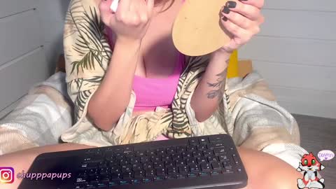 My name is Ena. You will make me very happy if you subscribe. Love you  online show from December 19, 6:01 am