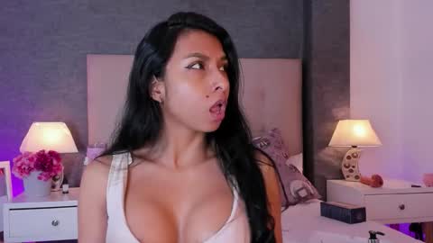 Angela online show from November 16, 5:51 pm