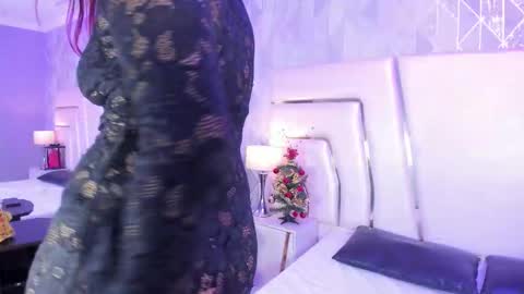 Angel online show from December 15, 8:35 pm