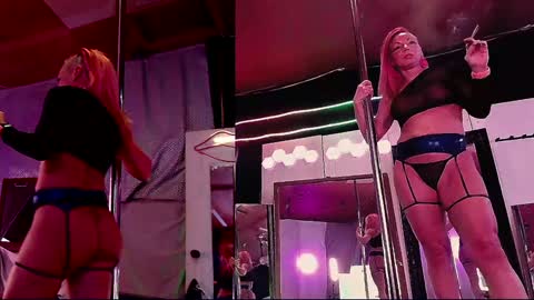 Snapshot of angelsparkle80 chatting on December 22, 11:44 am Madison Marie online show from December 22, 11:44 am