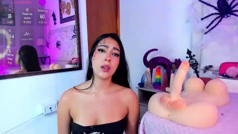 Angel  online show from October 25, 9:20 pm