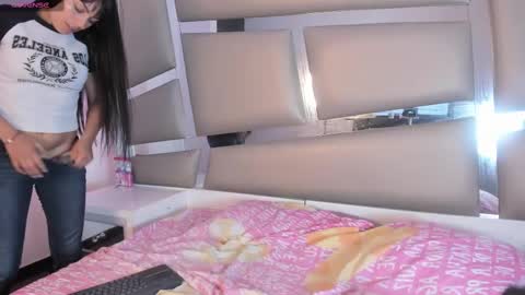 angely_js online show from February 6, 2:11 am