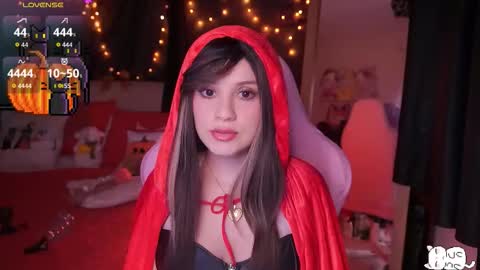 Snapshot of angelytaxx chatting on October 30, 8:38 am Angel online show from October 30, 8:38 am