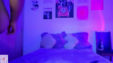 Snapshot of angie_bigboobs chatting on November 24, 2:06 pm Angie Gomez Onlyfans angie bigboobs FREE online show from November 24, 2:06 pm