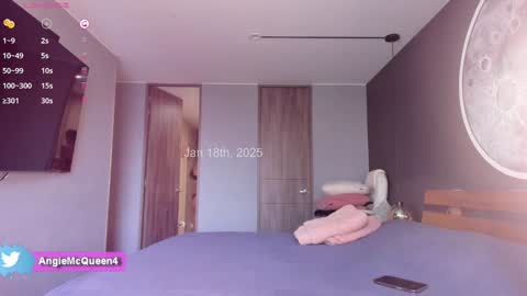 Snapshot of angie_mcqueen chatting on January 18, 1:18 pm angie online show from January 18, 1:18 pm